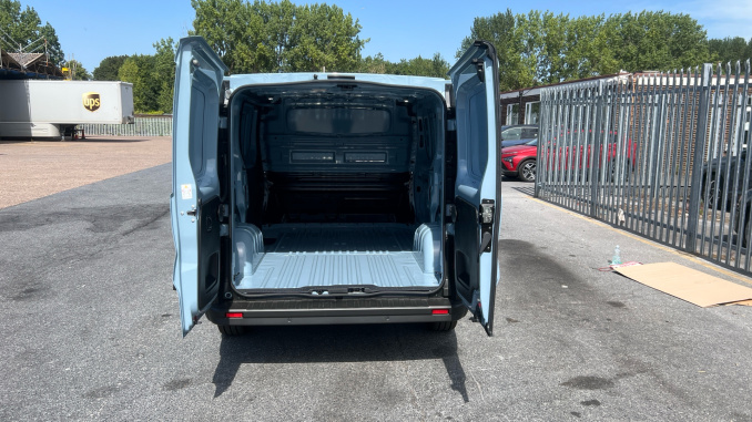 Renault Trafic Swb Diesel SL30 Blue dCi 130 Advance [Safety] Van - Image 3